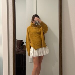 HM Mustard Yellow Sweater